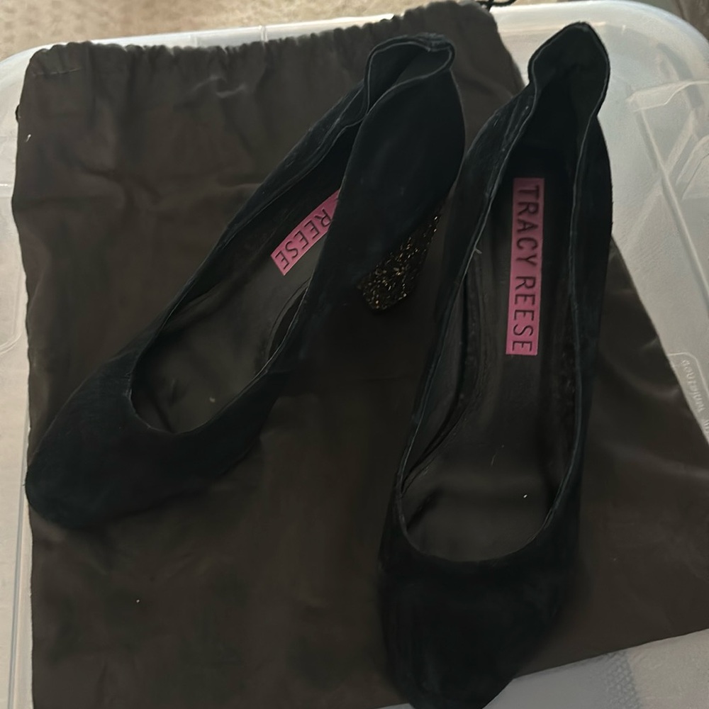 Tracy Reese black velvet shoe with sequin heels, stunning💃